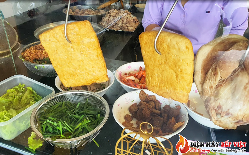 Hấp dẫn với món Thúy bánh canh Long Hương tại Vũng Tàu
