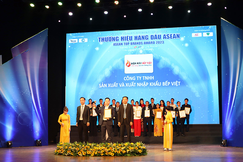 Điện Máy Bếp Việt được vinh danh TOP THƯƠNG HIỆU HÀNG ĐẦU ASEAN 2023