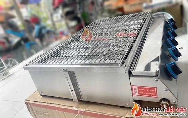 Mặt bên bếp nướng gas 6 họng dài