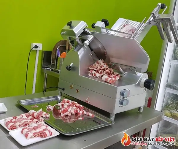 Máy Thái Thịt Đông Lạnh