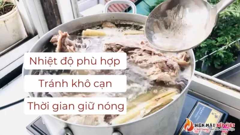 Mẹo giữ nước dùng phở nóng cả ngày với nồi điện