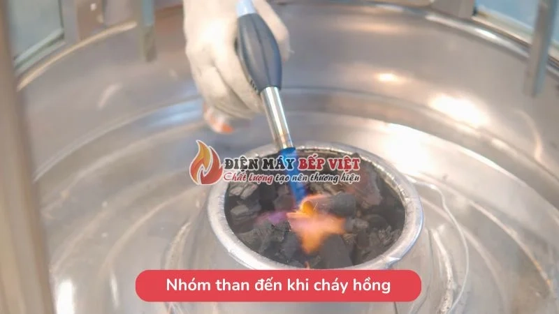 Nhóm than đến khi cháy hồng