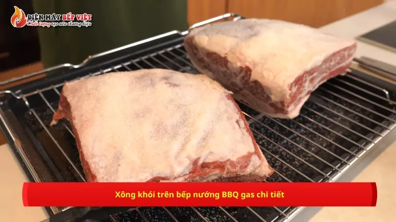 Xông khói trên bếp nướng BBQ gas